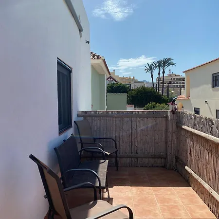 Apartamento Piso En El Popular Vecindario Venecia,playa *
